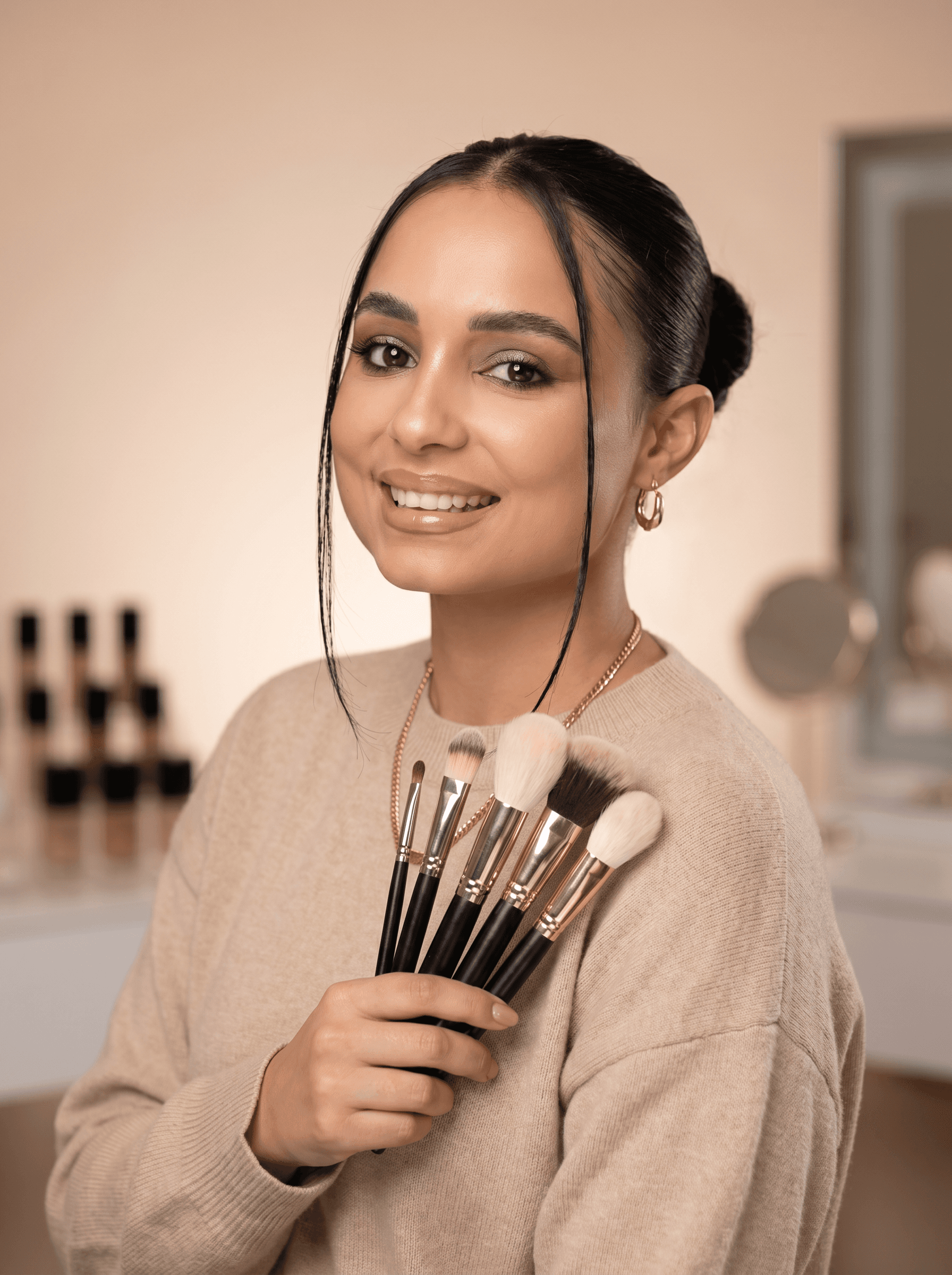 Rosabel — Makeup Artist y Hair Stylist en Miami, FL